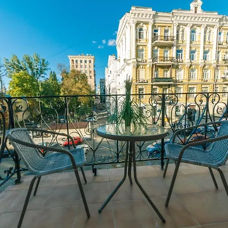 V&V Luxury Apartments Kyiv Exterior photo