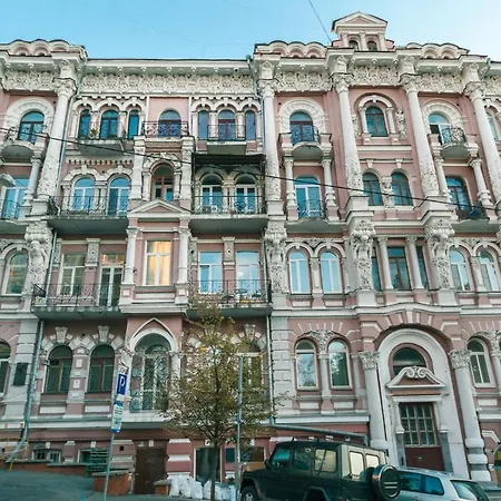 V&V Luxury Apartments Kyiv Exterior photo